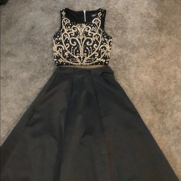 Two piece dress - Picture 2 of 3